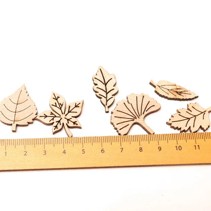 Lot de 40 Feuilles en Bois