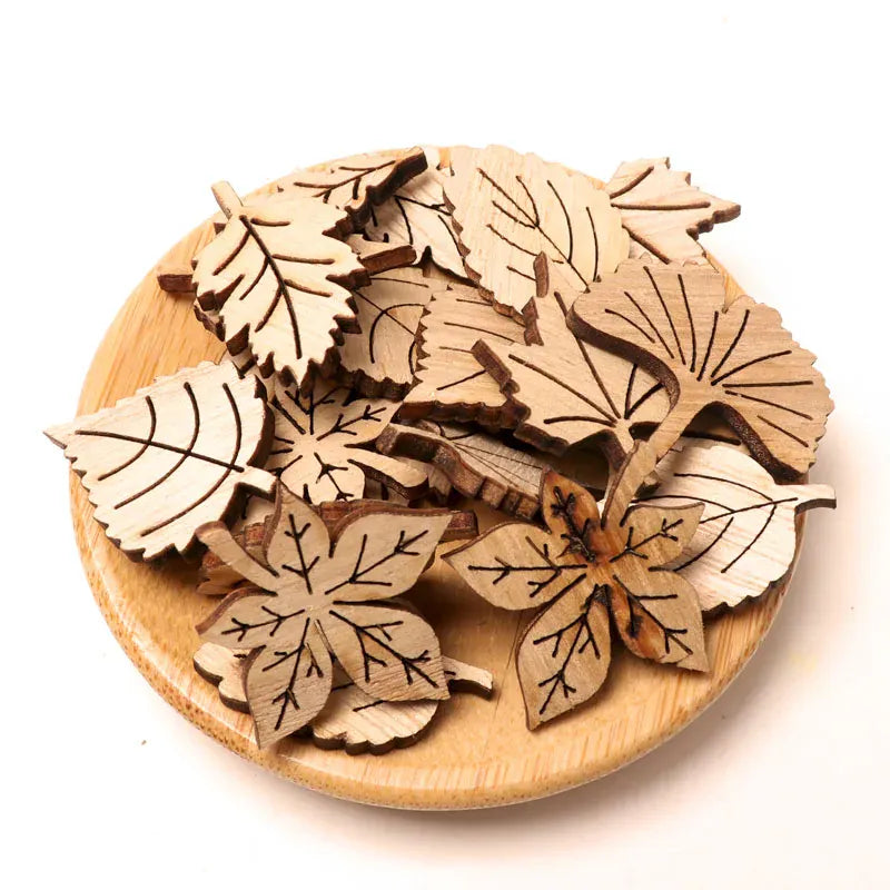 Lot de 40 Feuilles en Bois